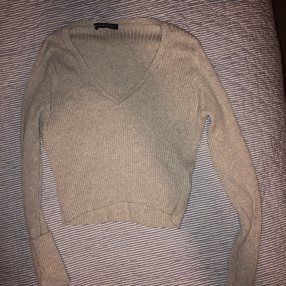 Brandy Melville V neck